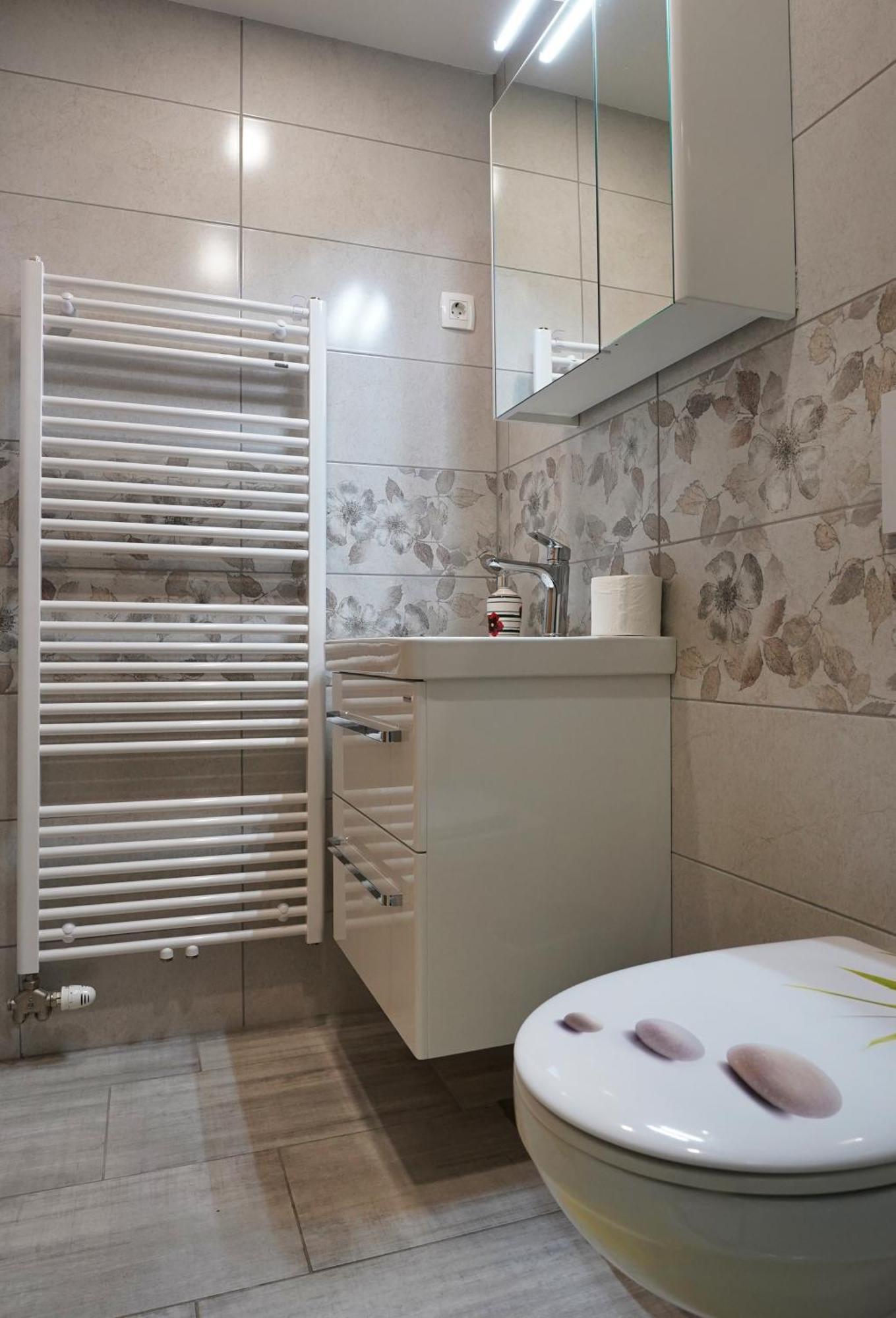 בוהין Apartmaji Jost מראה חיצוני תמונה
