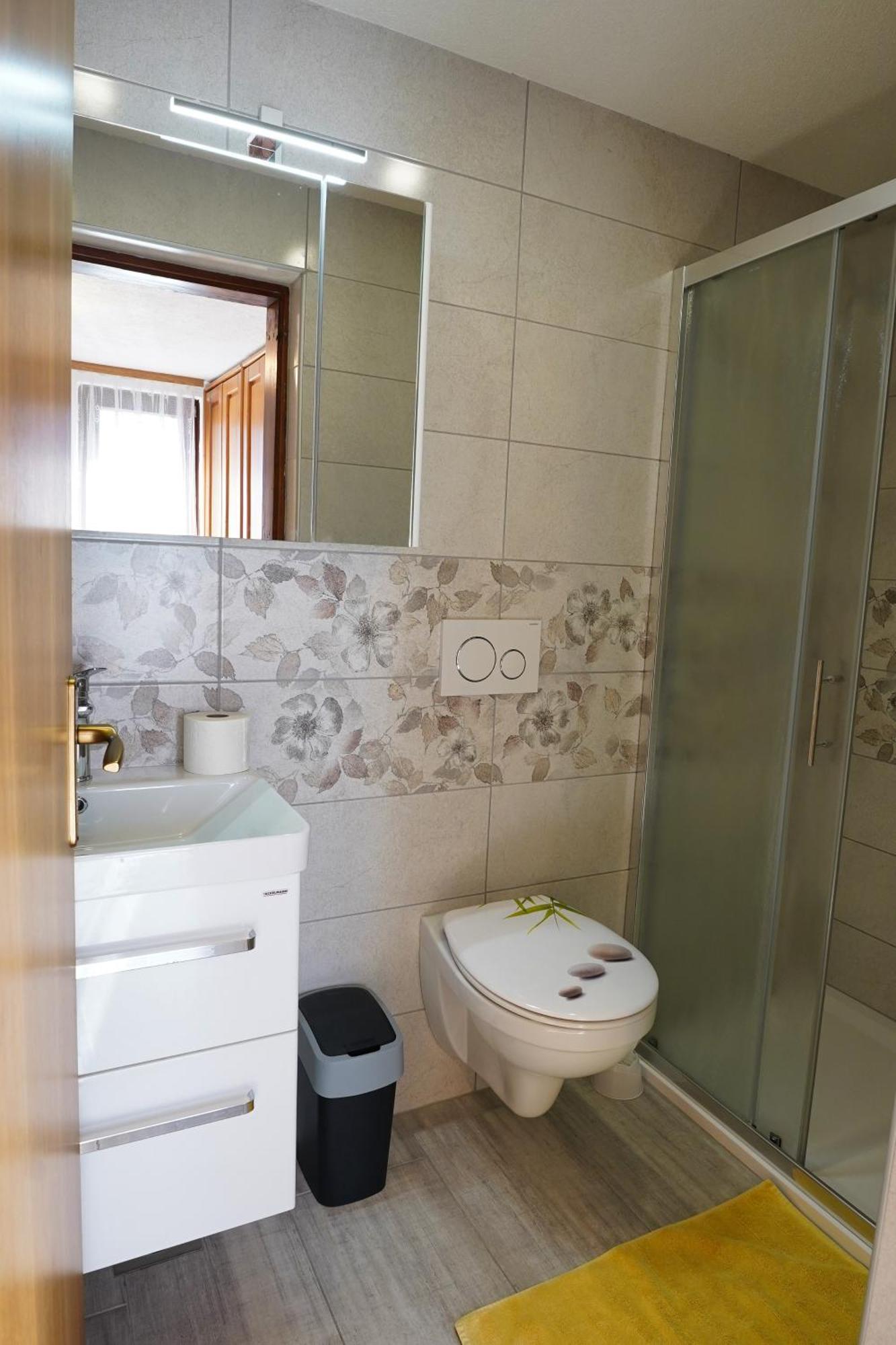 בוהין Apartmaji Jost מראה חיצוני תמונה