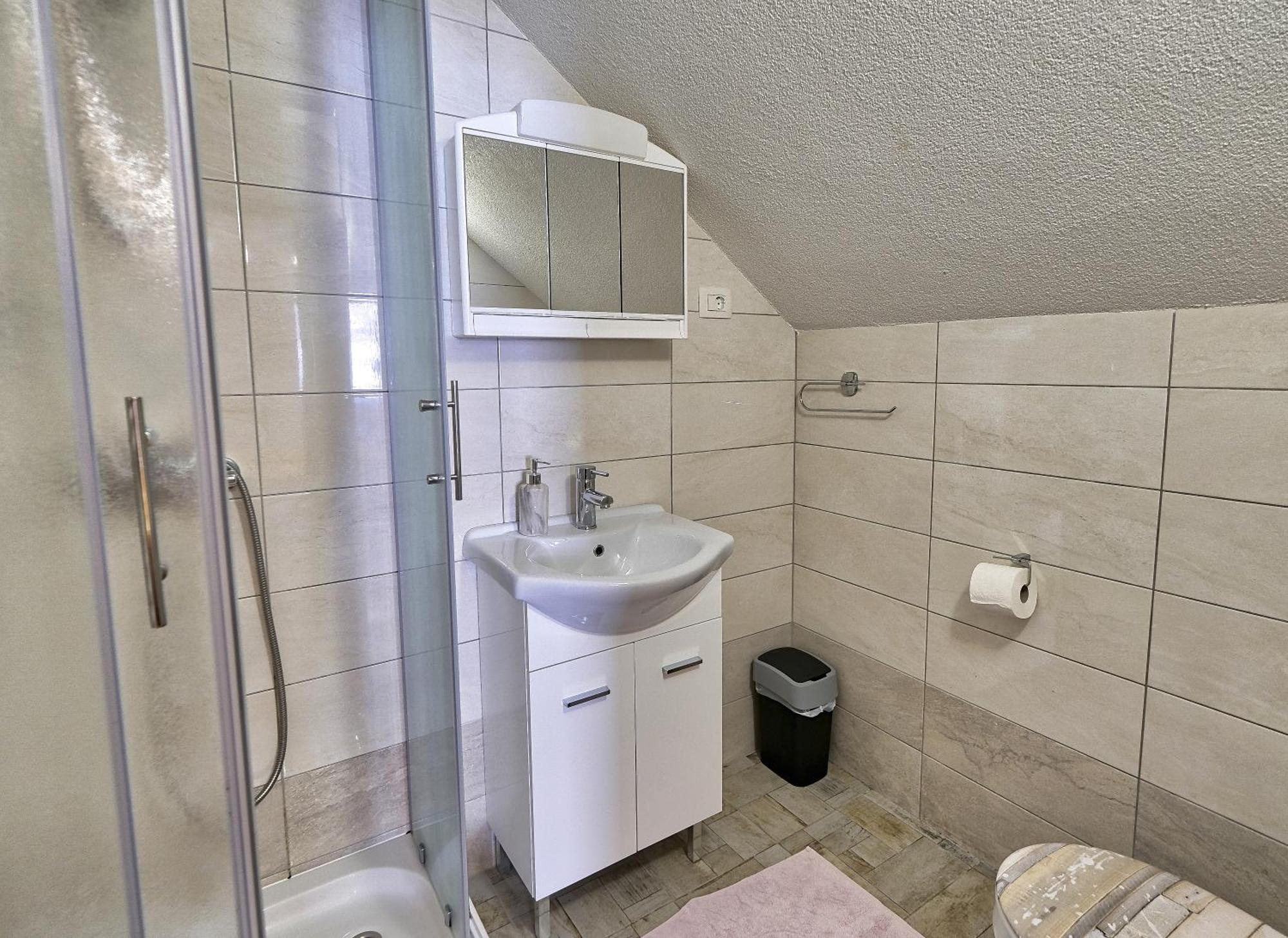 בוהין Apartmaji Jost מראה חיצוני תמונה